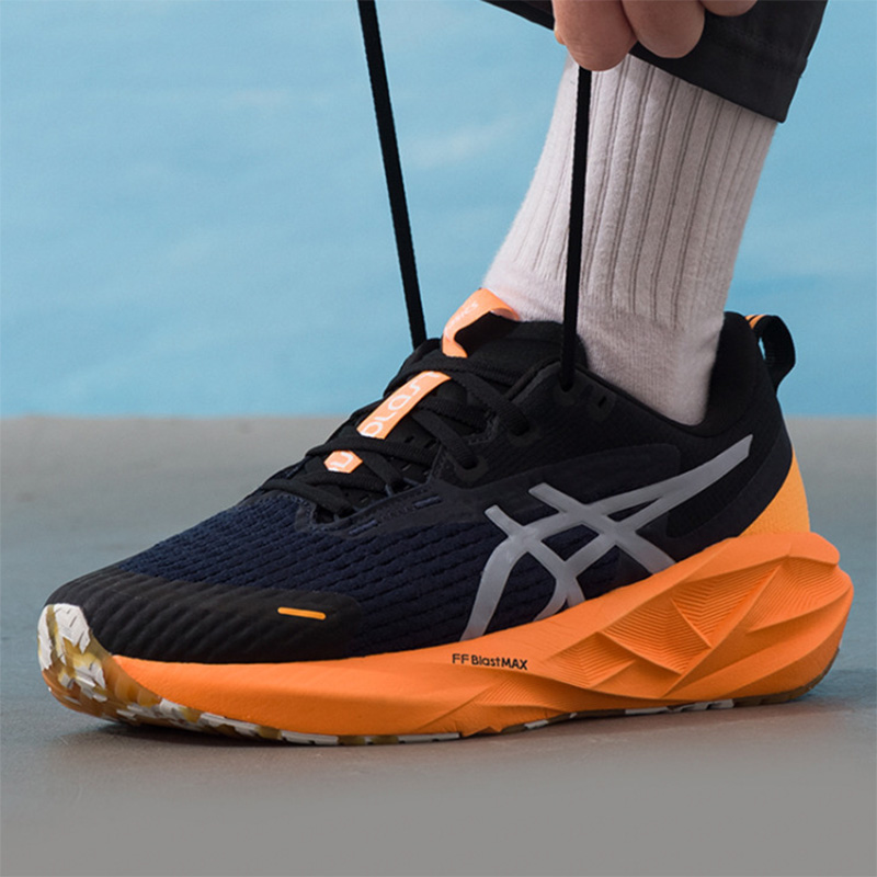 Running Gear Asics - รองเท้าวิ่งผู้ชาย Asics NOVABLAST5 รองเท้าฝึกซ้อมวิ่งบนถนนพร้อมระบบดูดซับแรงกระแทก ความสบาย และระบายอากาศได้ดี