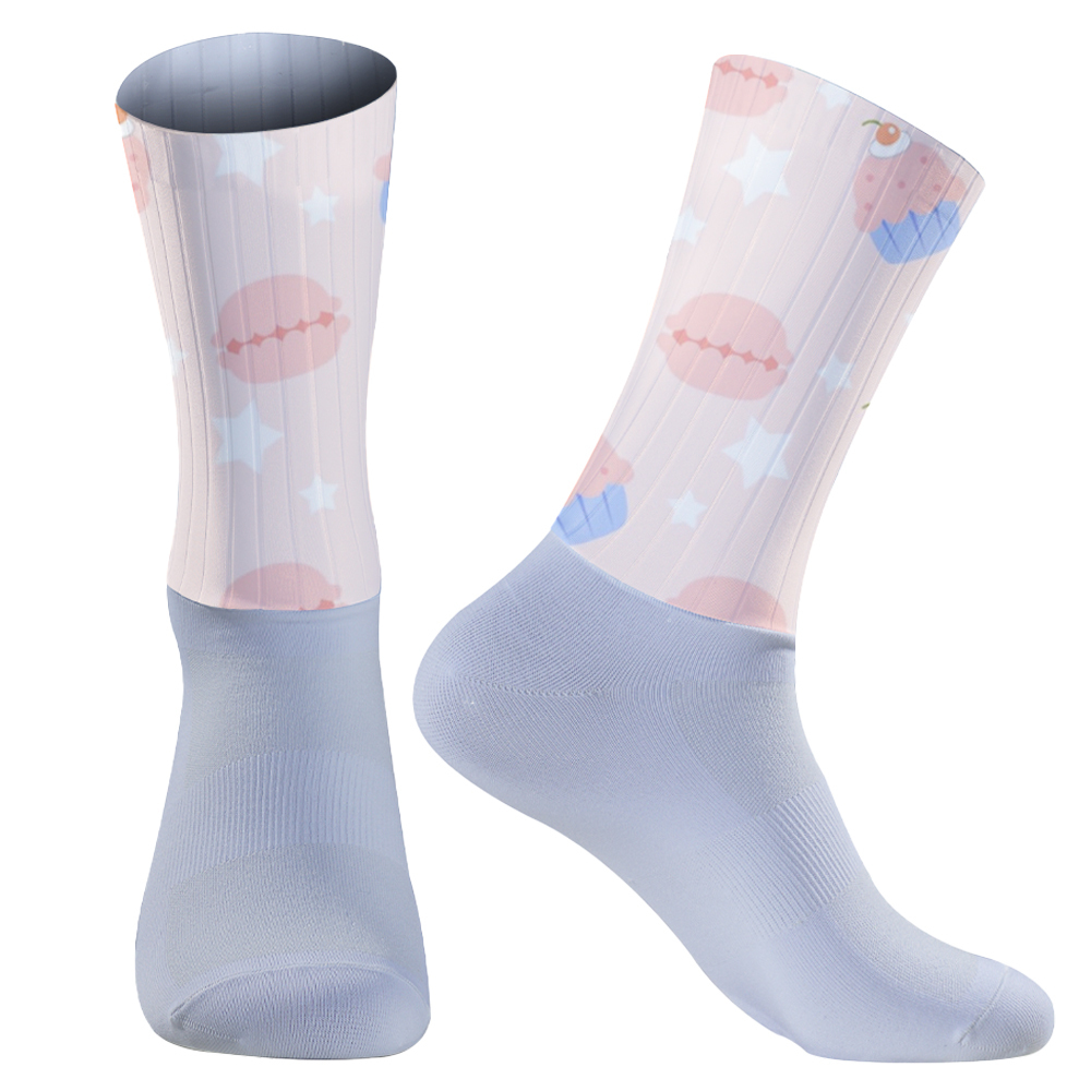 ถุงเท้าปั่นจักรยานป้องกันการขึ - High And Running Gear บทวิจารณ์และราคา