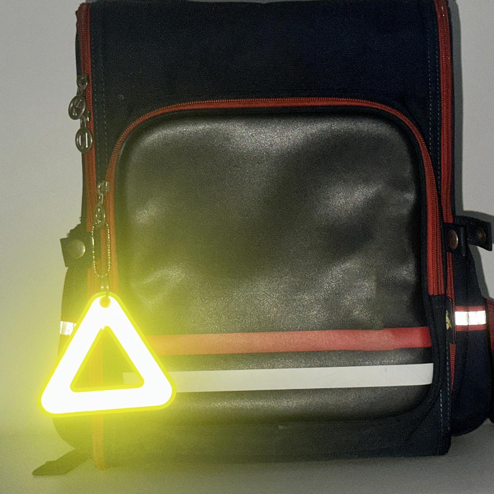 จี้สะท้อนแสงทรงสามเหลี่ยม อุปก - High And Running Gear บทวิจารณ์และราคา