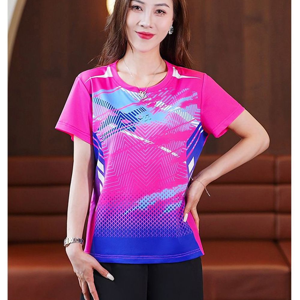 เสื้อกีฬาผู้หญิงสำหรับฤดูร้อน  - High And Running Gear บทวิจารณ์และราคา