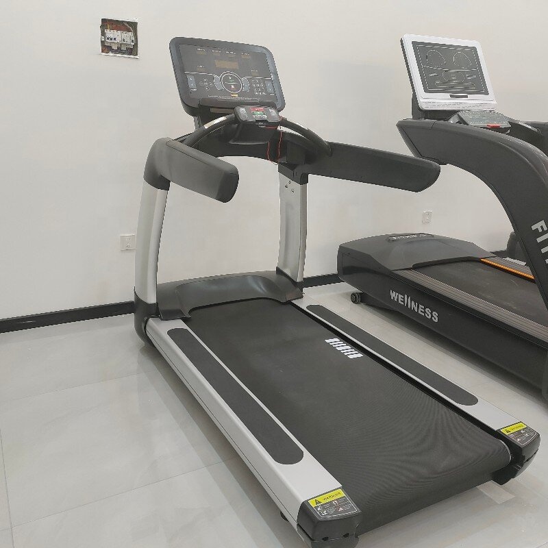 ลู่วิ่งไฟฟ้าสำหรับยิม 3 แรงม้า - High And Running Gear บทวิจารณ์และราคา